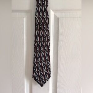 Dino Orsini XL Men's Black Red Navy Abstract Pattern Tie 3.5” By 59”